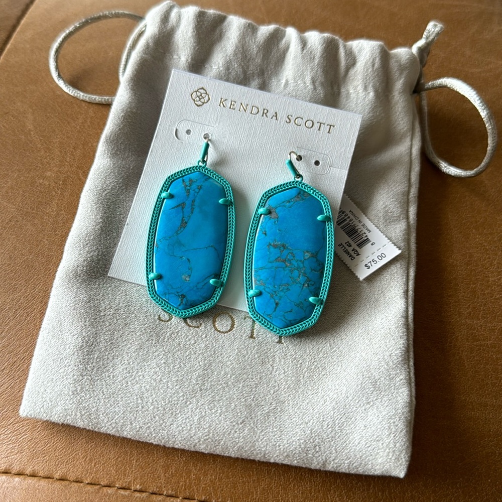 Kendra Scott Danielle Earrings. Aqua and Matte Blue.